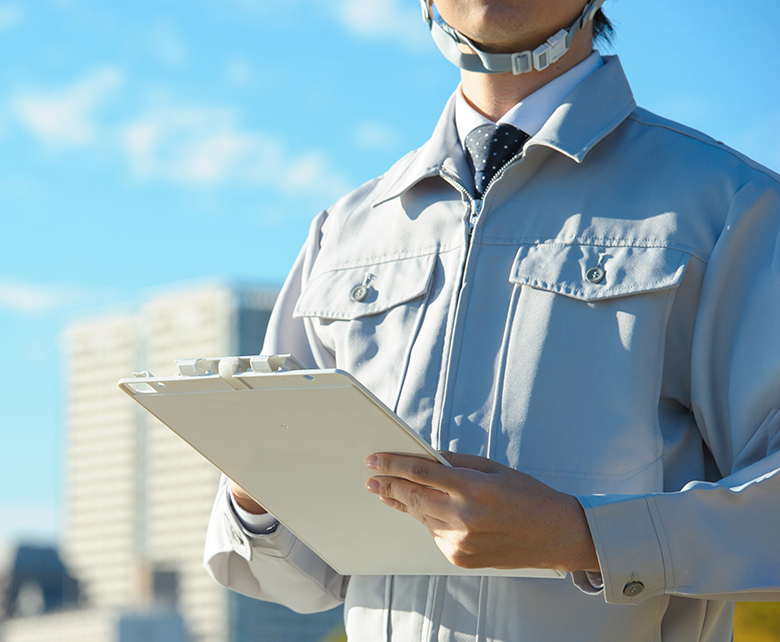 私たちはエアコン工事における取付け業務、配管施工業務等を行っております！